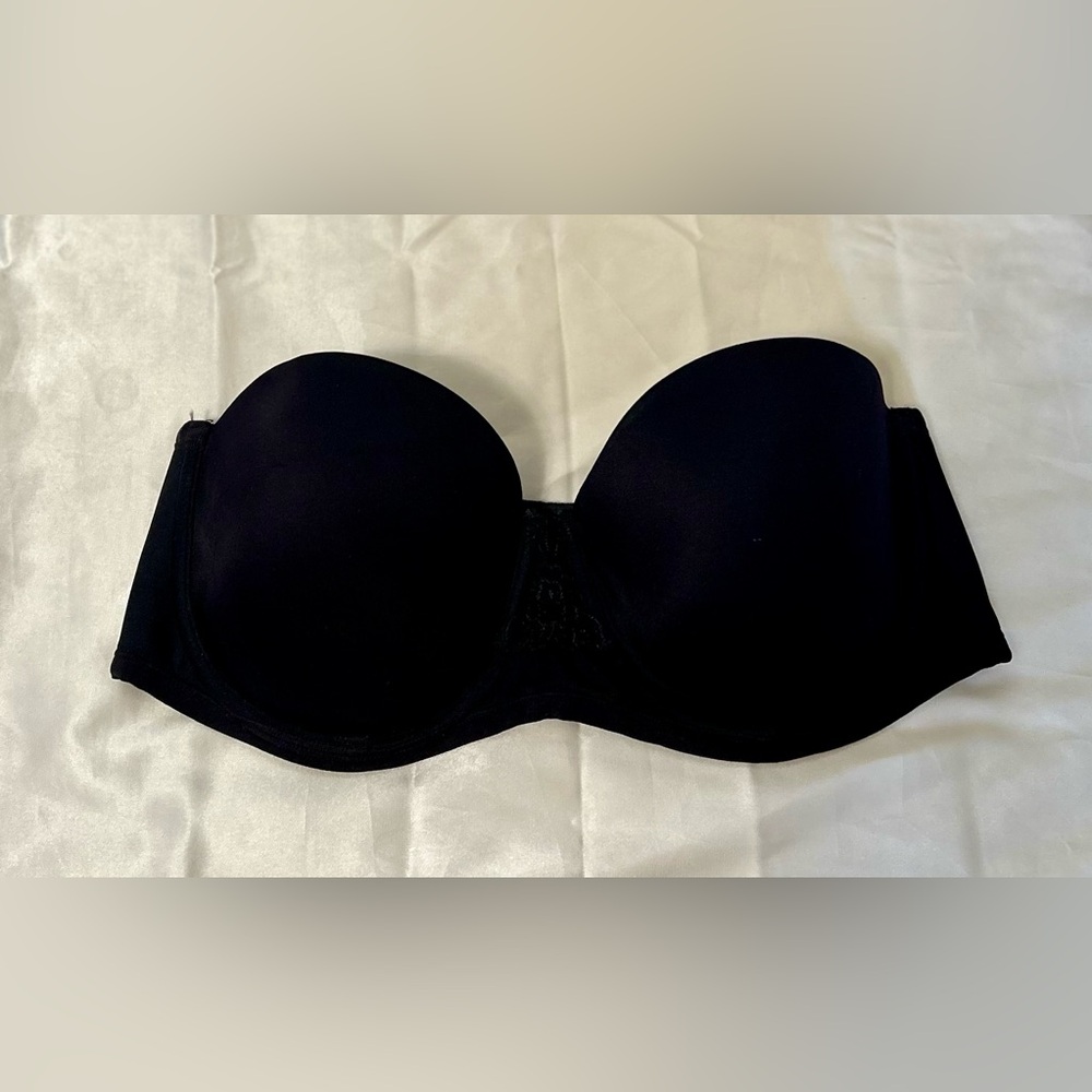 Black Strapless Bra - Never Worn